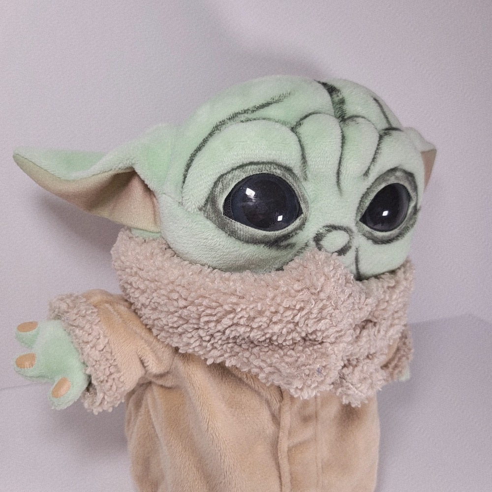 Star Wars Grogu Plush 9" Mattel The Mandalorian Baby Yoda Stuffed Toy - Picture 3 of 6